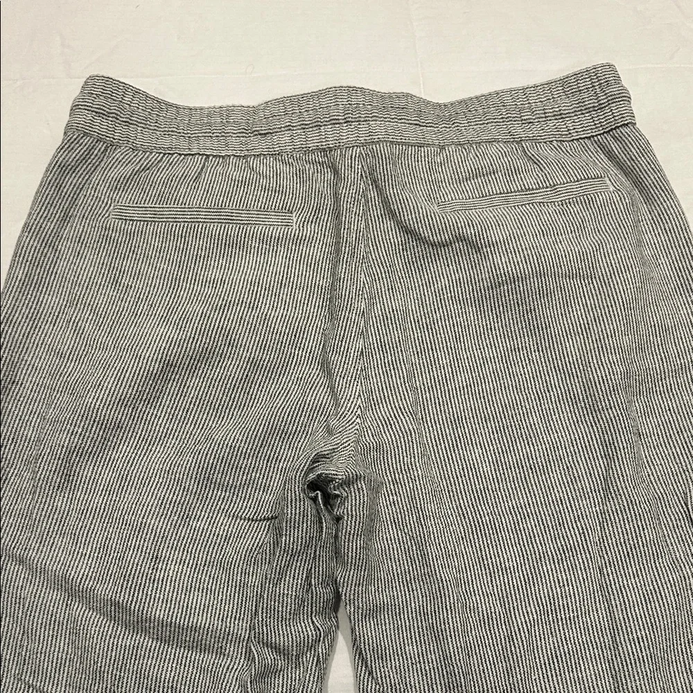 Women’s  Gray Striped linen Pants - Picture 5 of 6